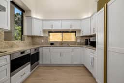 4 Minute Walk to Beach | Lux Windansea Beach Pad