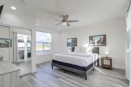 Park Blvd 302 | Newly Built | Spa | Central