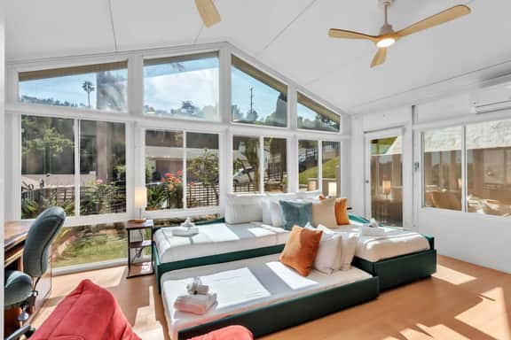 San Diego Hidden Gem: 4BR w/ Spa + Putting Green