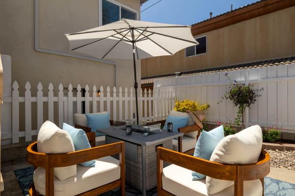 Trendy Ocean Beach Getaway | Newly Renovated 1BR